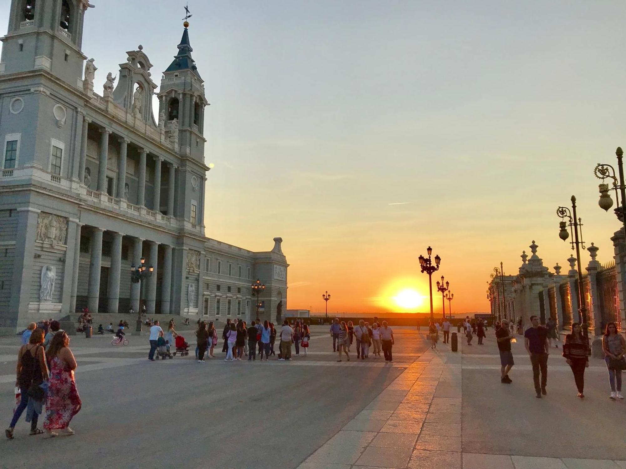Latina Palace Madrid Exterior photo